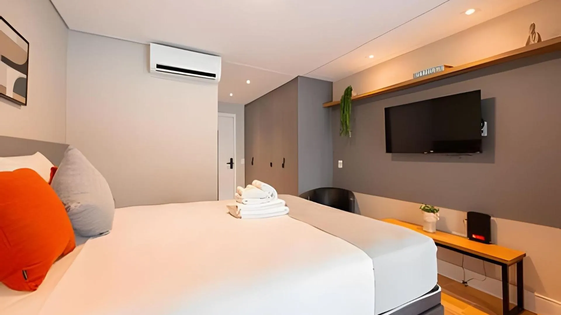 Easy Star - Belo Studio Com Cama Queen No Coracao Do Brooklin - Sc03I 圣保罗